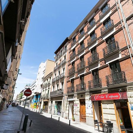 Feelathome Madrid Suites Apartments Екстериор снимка