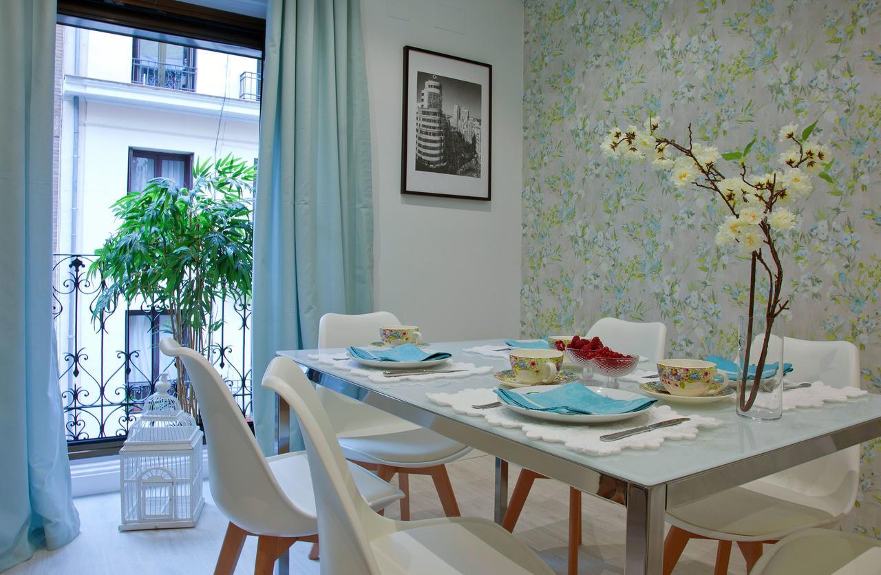 Feelathome Madrid Suites Apartments Екстериор снимка
