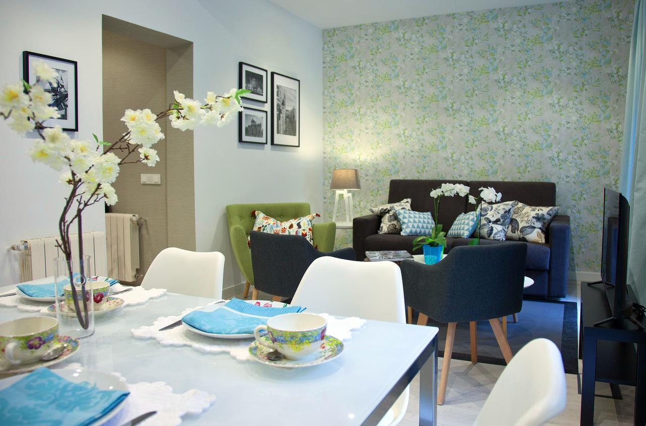 Feelathome Madrid Suites Apartments Екстериор снимка