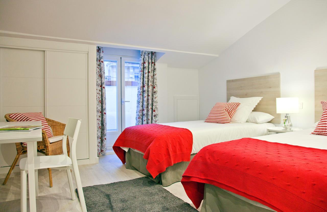 Feelathome Madrid Suites Apartments Екстериор снимка