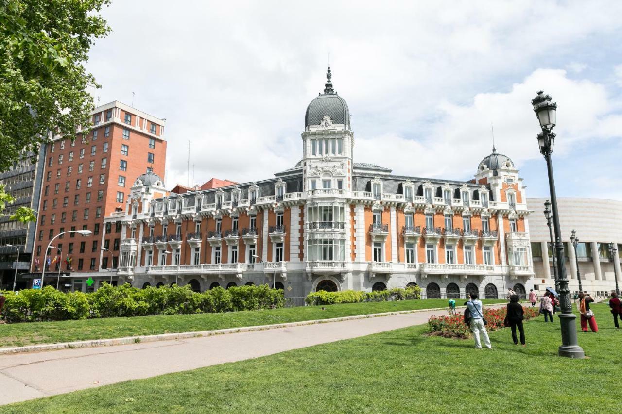 Feelathome Madrid Suites Apartments Екстериор снимка